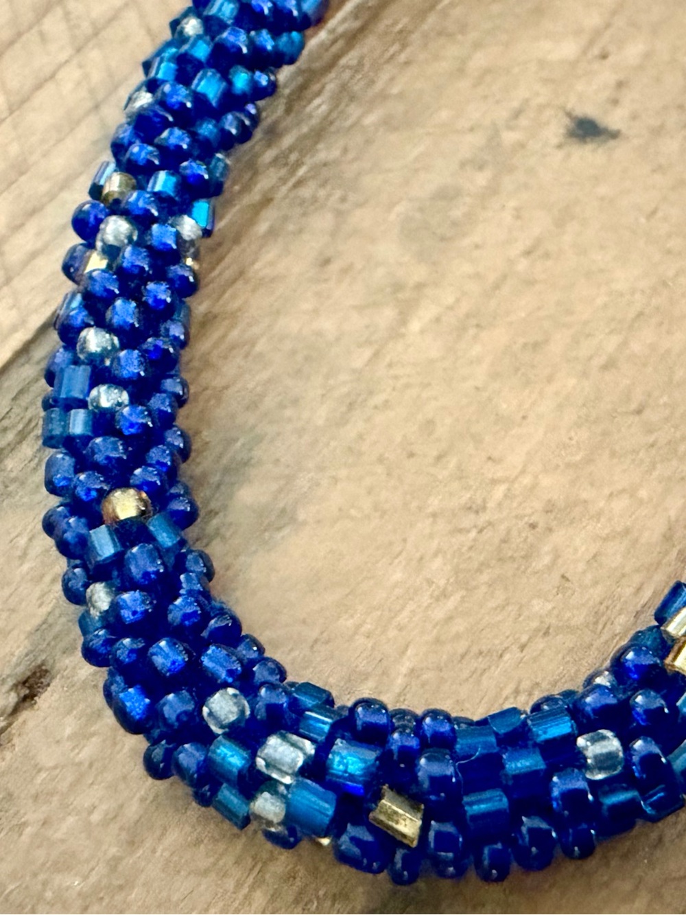 HIMALAYAN GEMS ANDREW STONE NEPAL HAND CROCHET GLASS SEED BEAD ROPE NECKLACE 20"